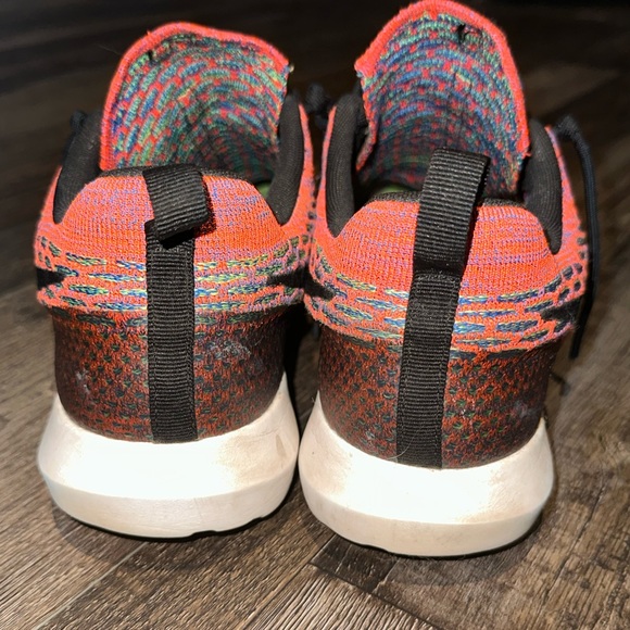 Nike Roshe NM Flyknit Multi-Colour - Picture 4 of 5